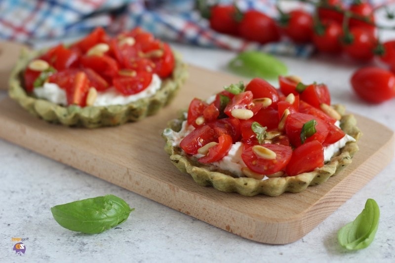 Basil Tartlets with Tomatoes