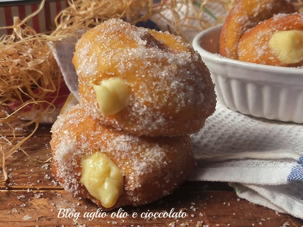 Fried bean doughnuts with or without bimby