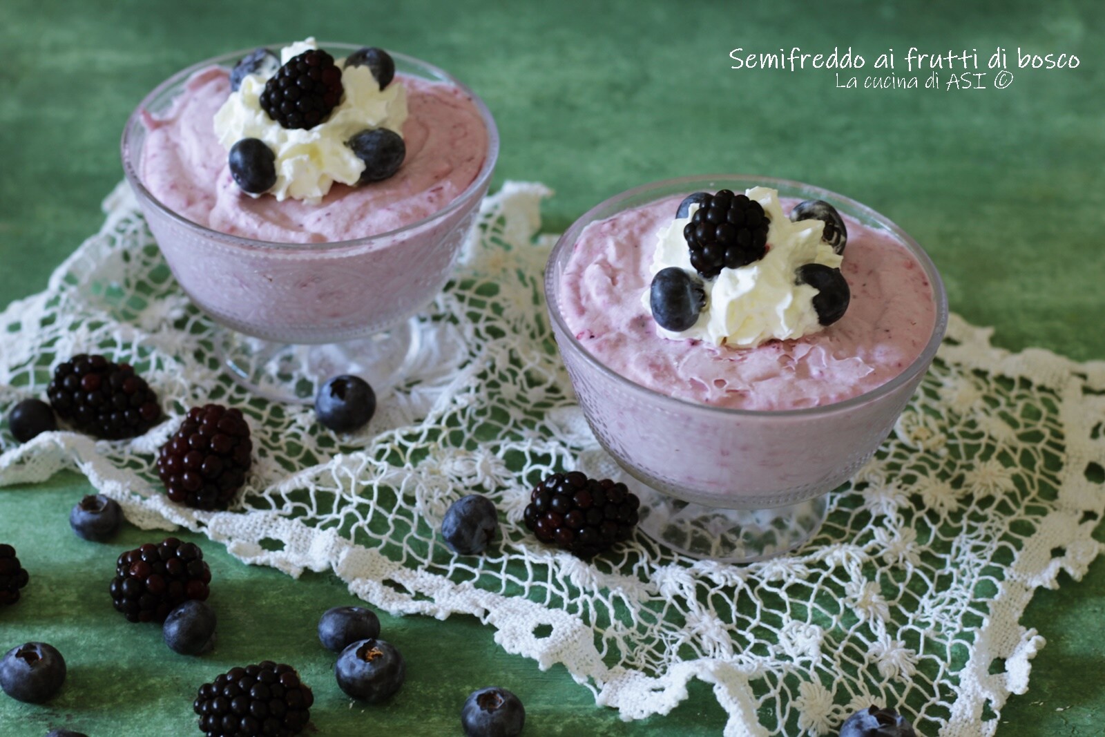 Berry Semifreddo with Fresh Cream and Yogurt: Light and Refreshing