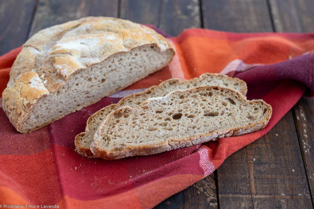 bread with natural flours
