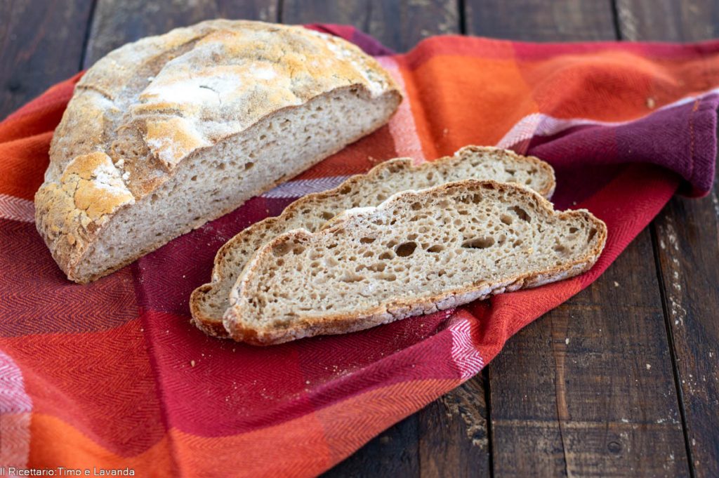 bread with natural flours