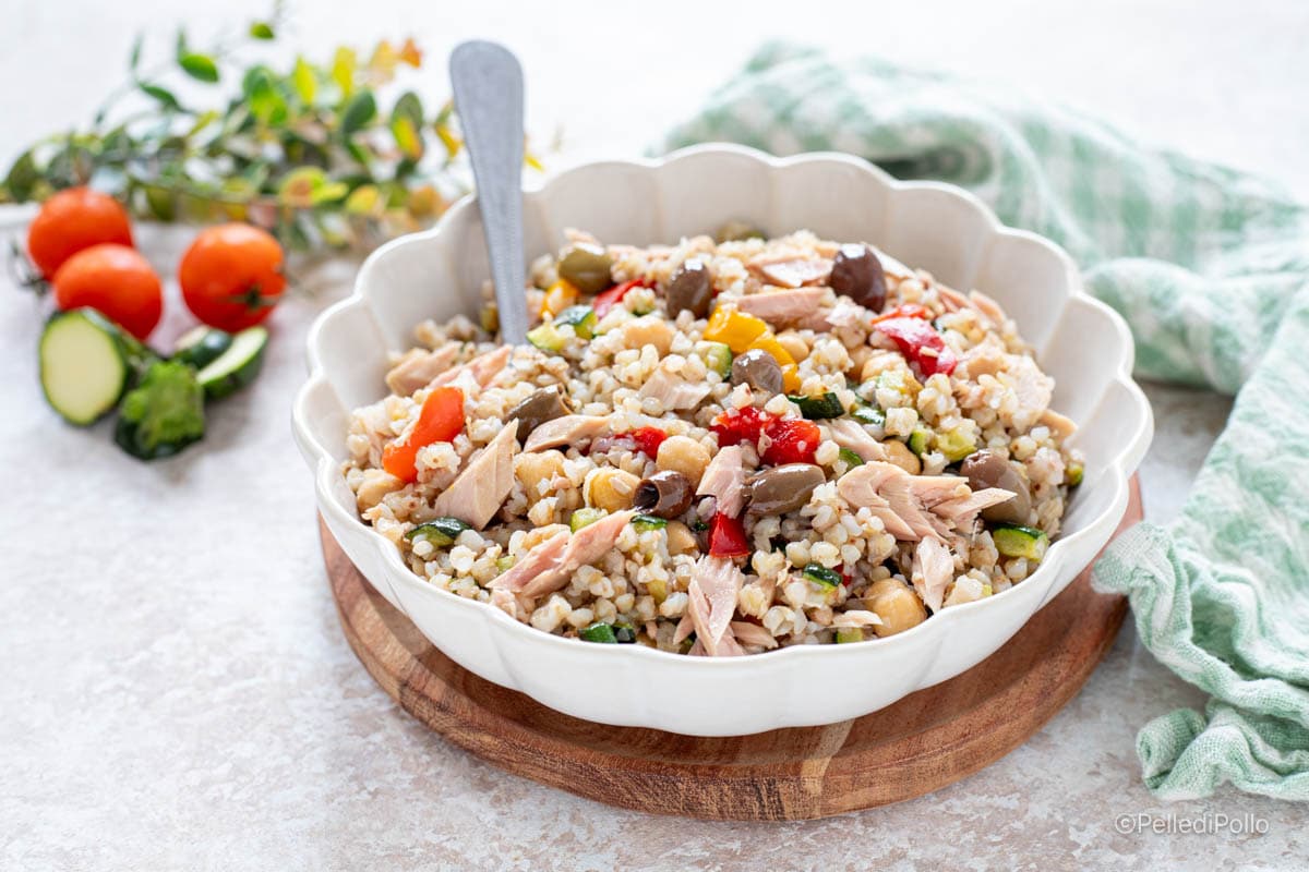 Buckwheat Salad with Tuna, Vegetables, and Chickpeas