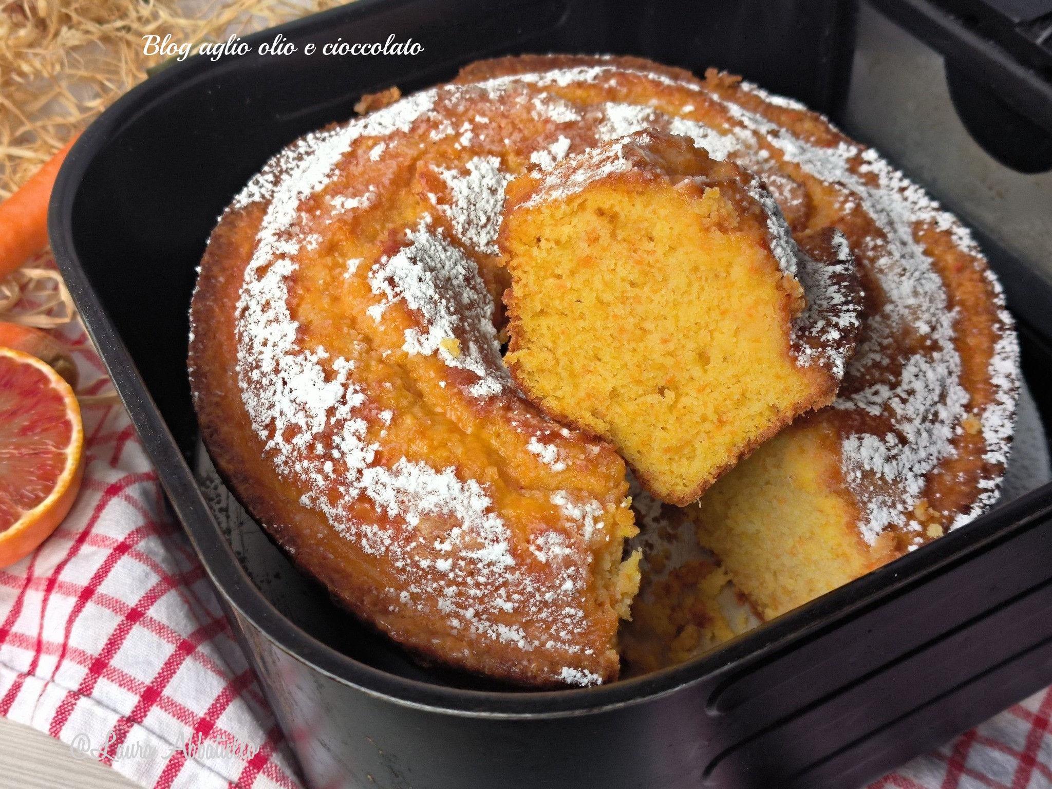 SUPER SOFT ORANGE AND CARROT BUNDT CAKE IN AIR FRYER READY IN 5 MINUTES ALL IN THE BLENDER
