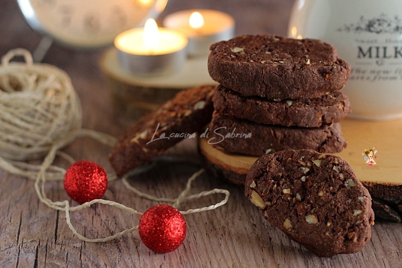 The castagnelle, Apulian treats