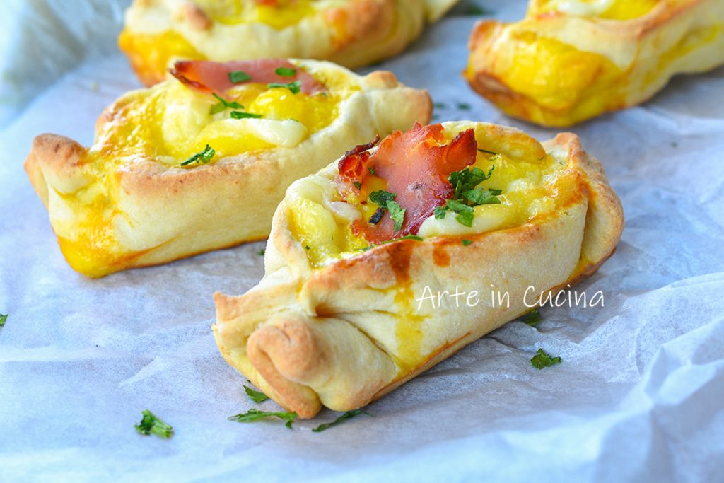 Cheese and speck boats