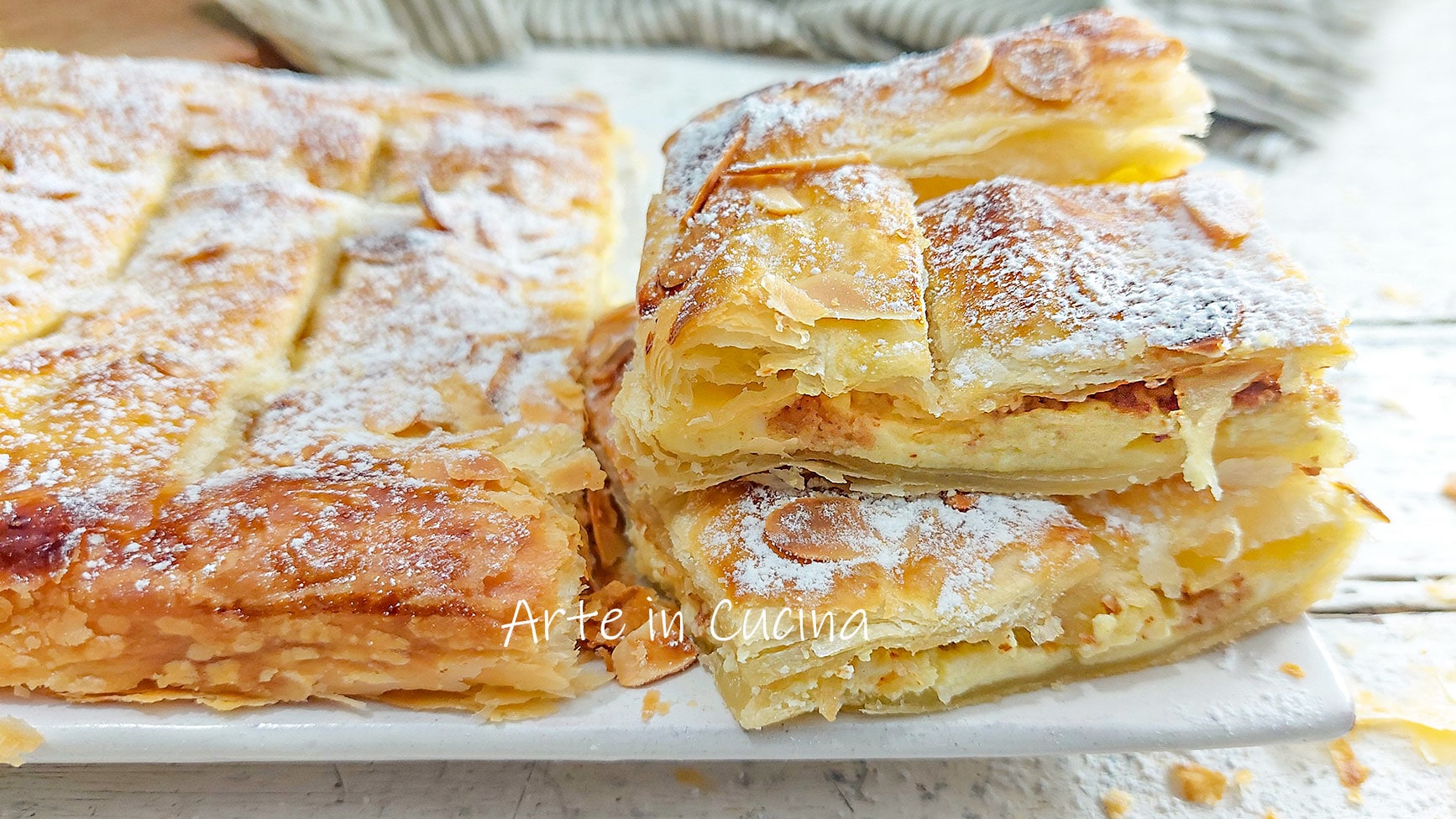 CHEESECAKE with PUFF PASTRY, APPLES, mascarpone, and amaretti