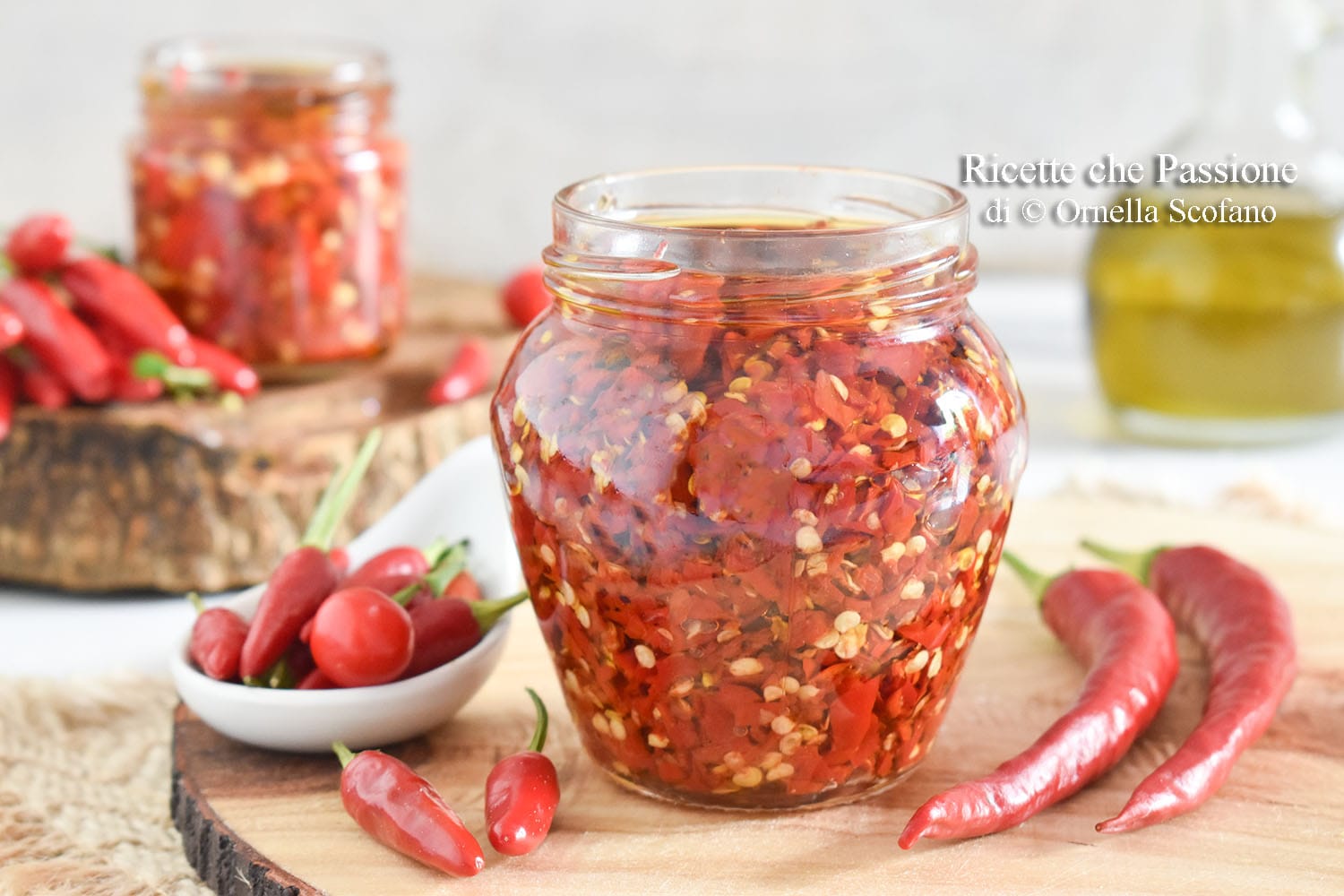 Chopped Chili Peppers in Oil
