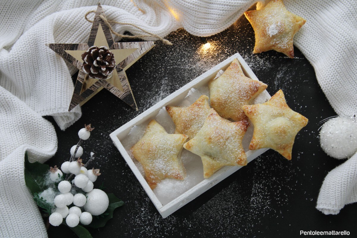 Puff Pastry Stars and Chocolates