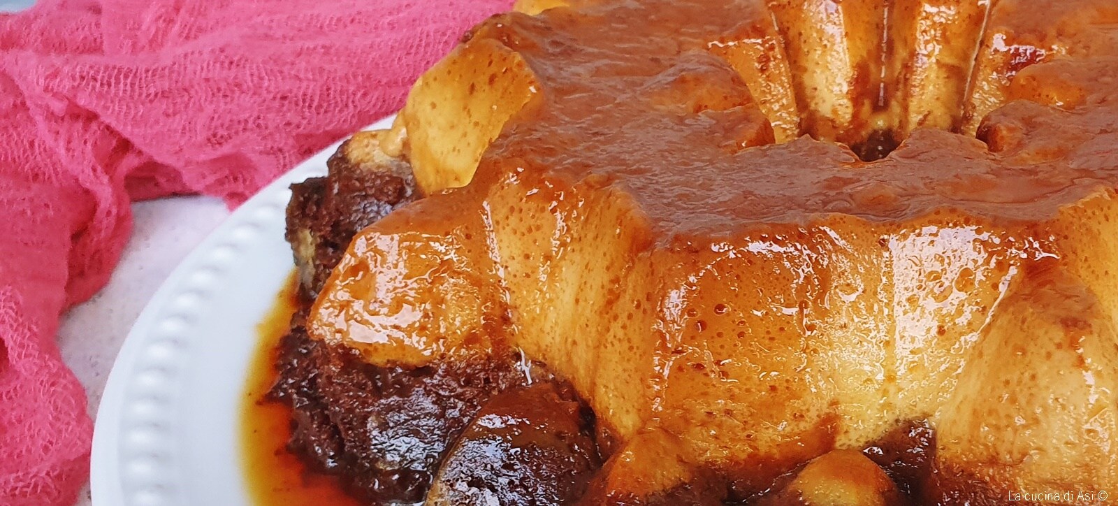 CHOCOFLAN MEXICAN IMPOSSIBLE CAKE spoon dessert