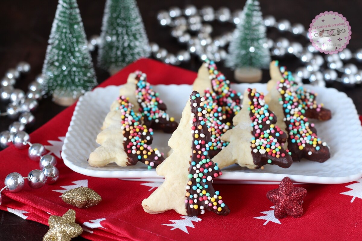CHOCOLATE TREE COOKIES for a Sweet Christmas
