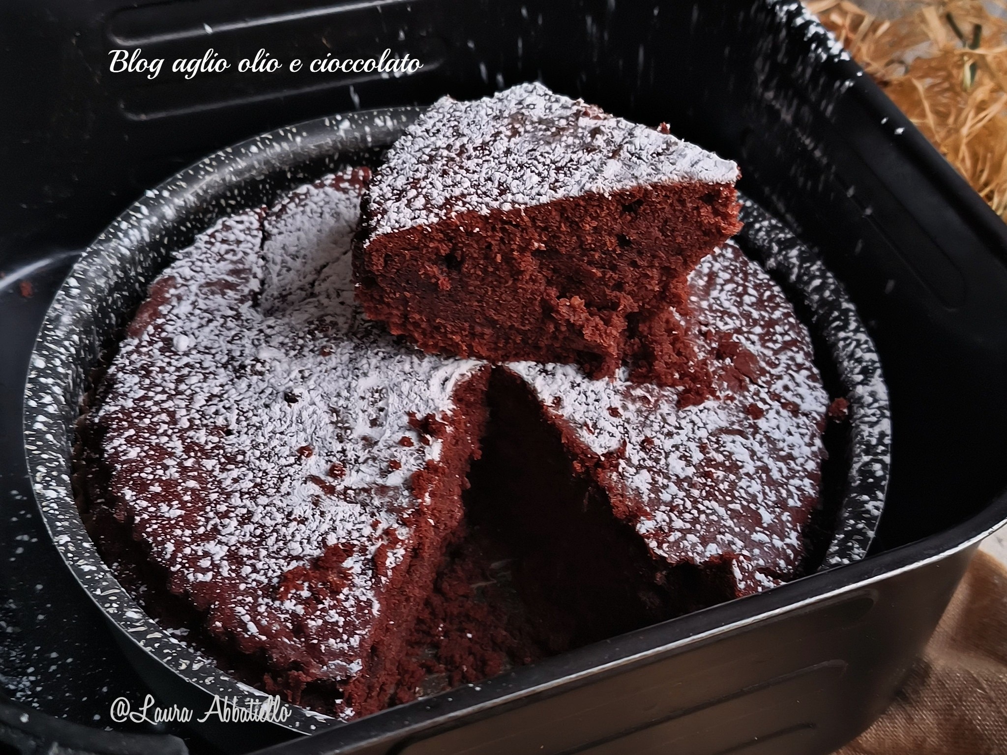 AIR FRYER DARK CHOCOLATE AND YOGURT CAKE WITHOUT BUTTER A DELIGHT READY IN NO TIME ALSO WITH THERMOMIX