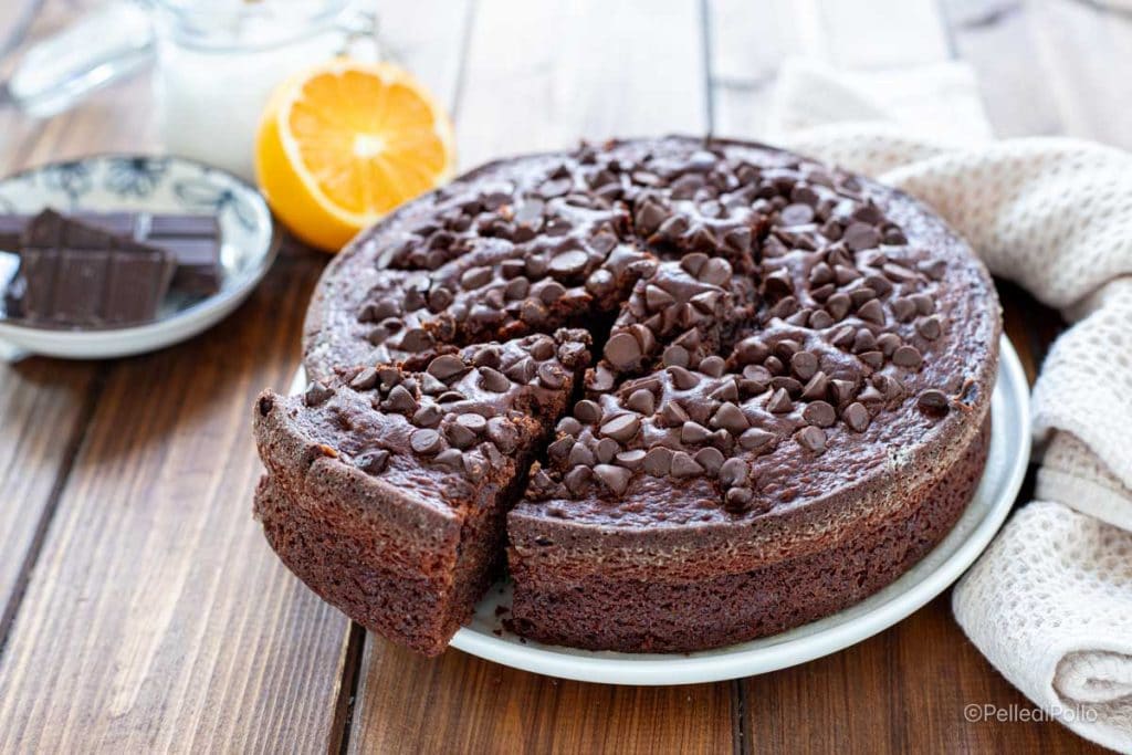 chocolate cake with greek yogurt