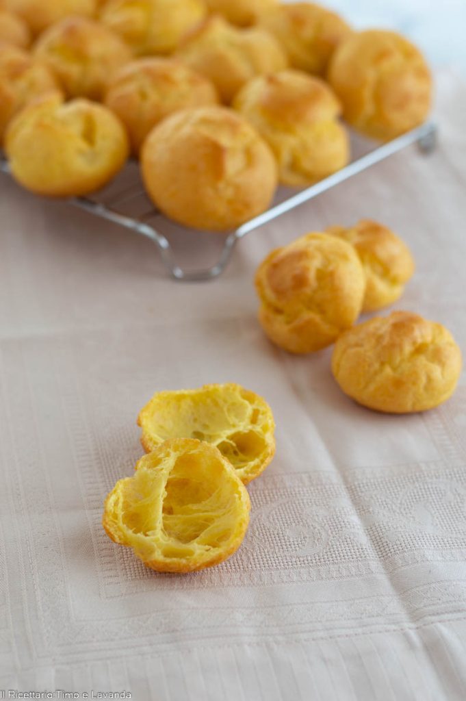 choux pastry with oil