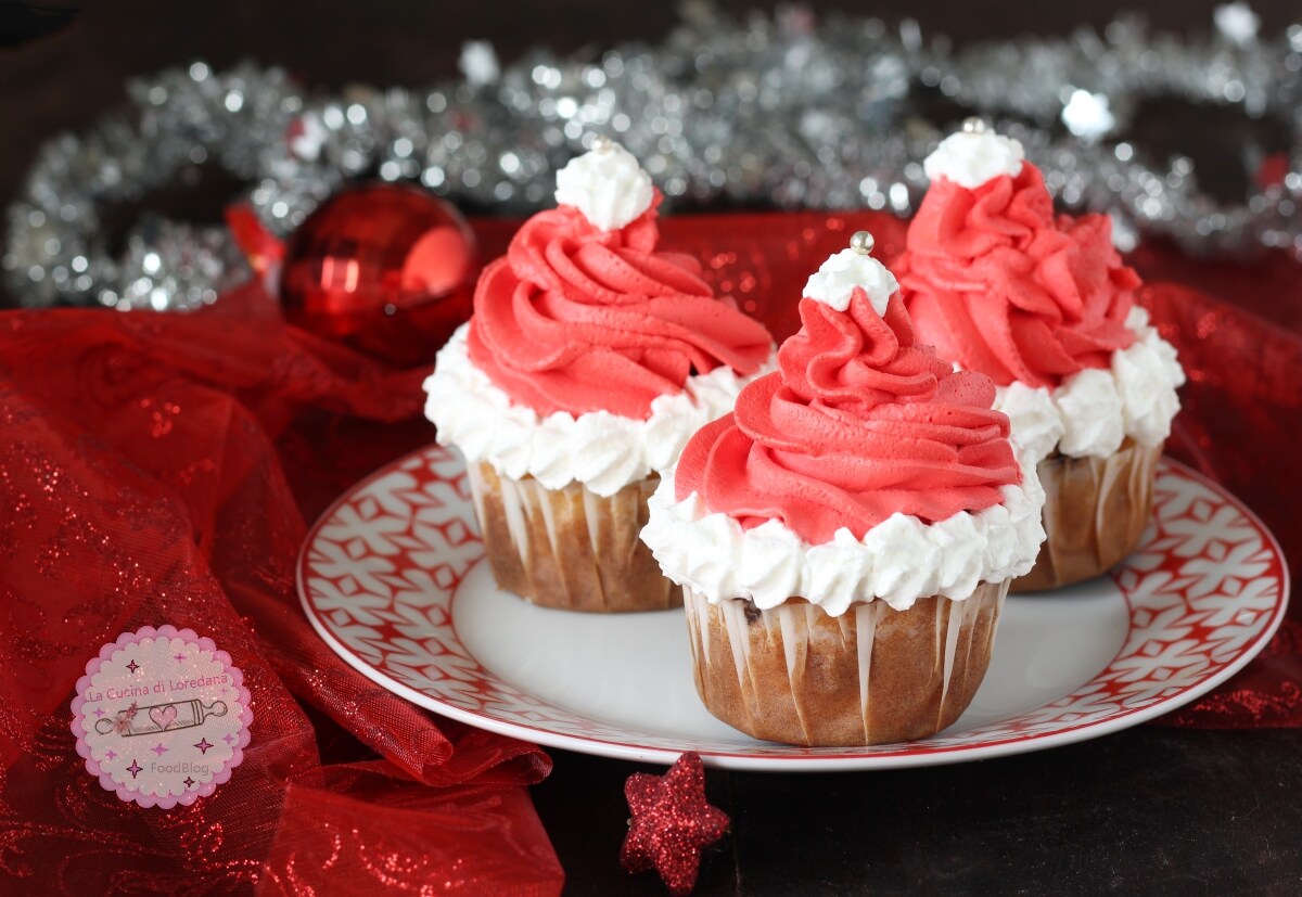 CHRISTMAS CUPCAKE
