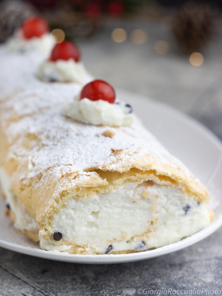 Christmas roll