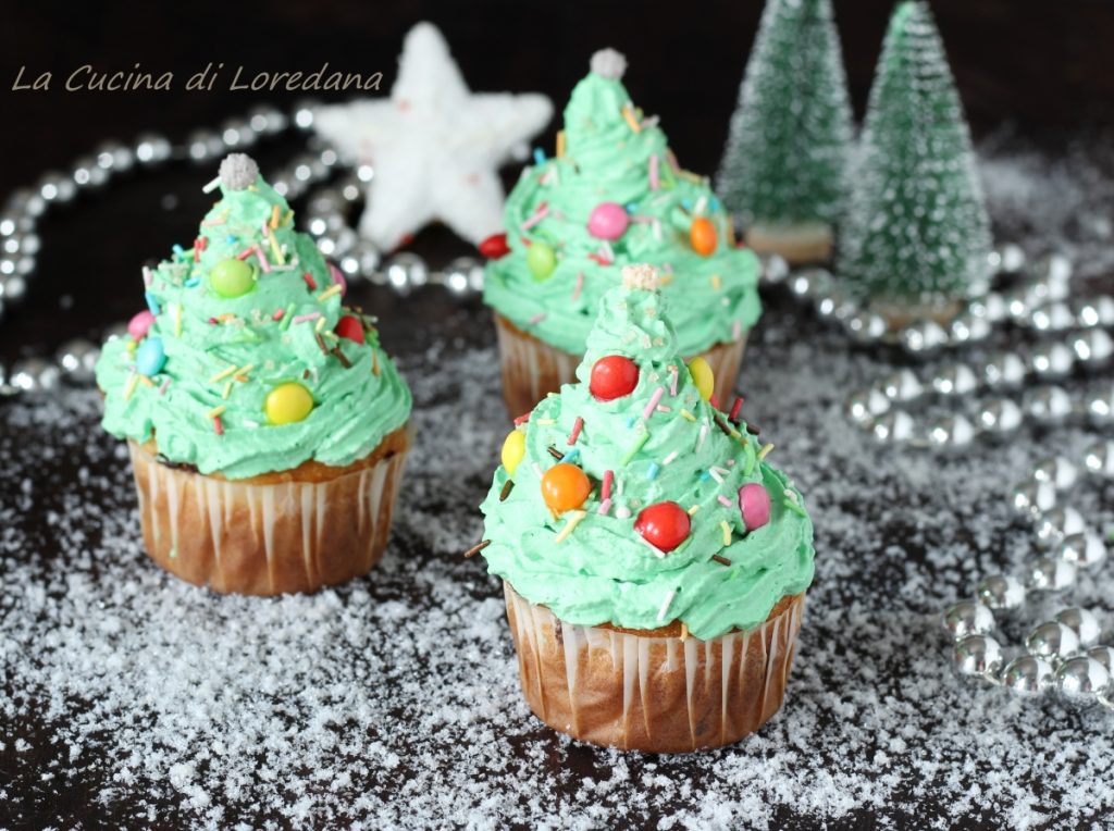 christmas tree cupcake