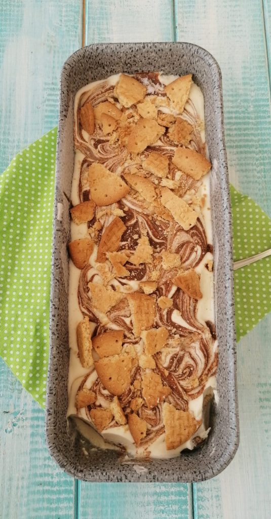 cinnamon-ice-cream