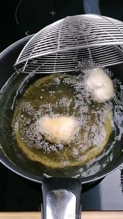 classic fried zeppole