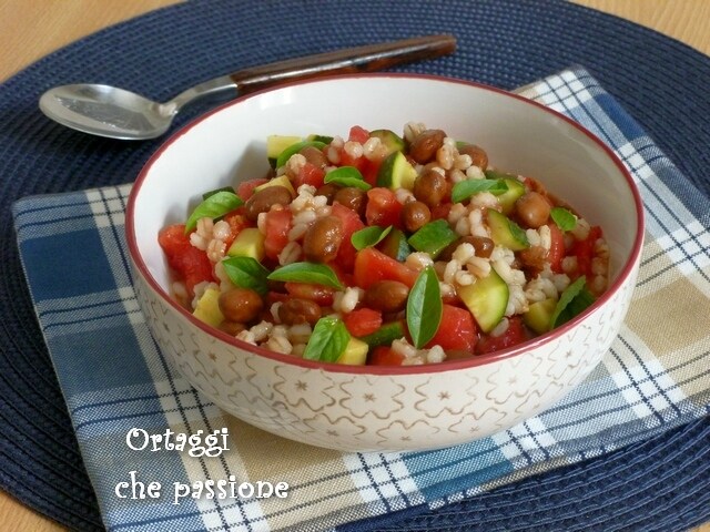 Cold barley and beans with summer vegetables Ortaggi che passione by Sara