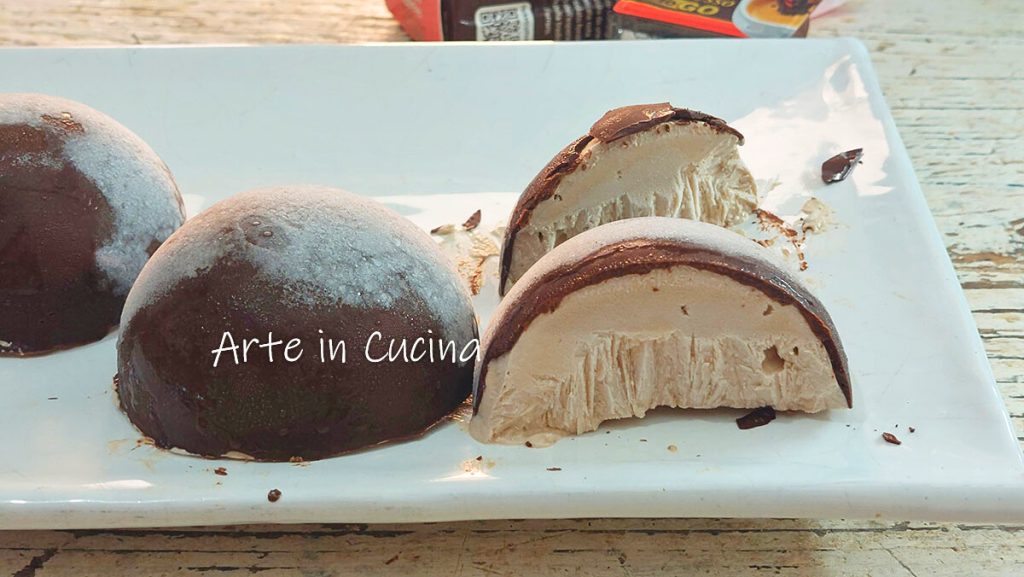 COLD CAKES with POCKET COFFEE