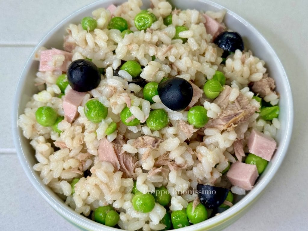 cold rice salad with tuna