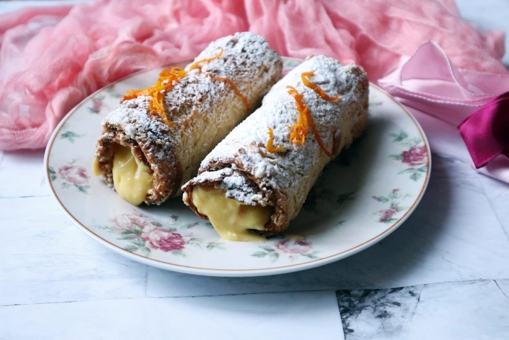 colomba cannoli