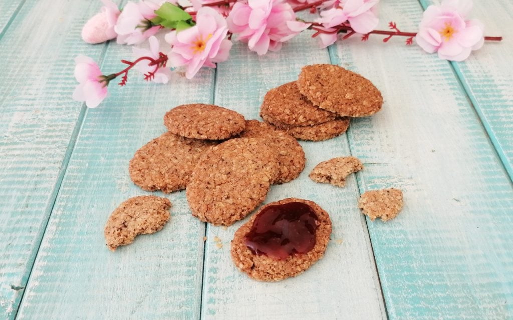 OAT AND BUCKWHEAT COOKIES