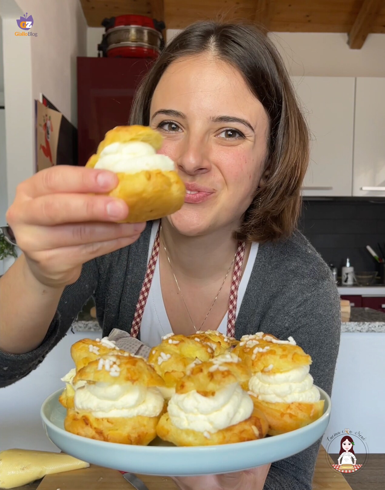 Cream Puffs with Whipped Cream
