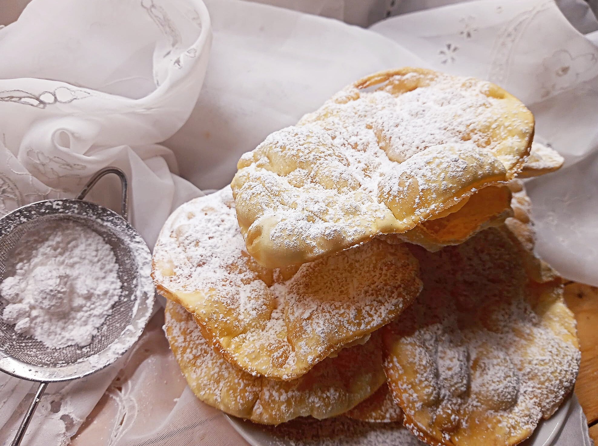 CRISPY CARNIVAL FRAPPE