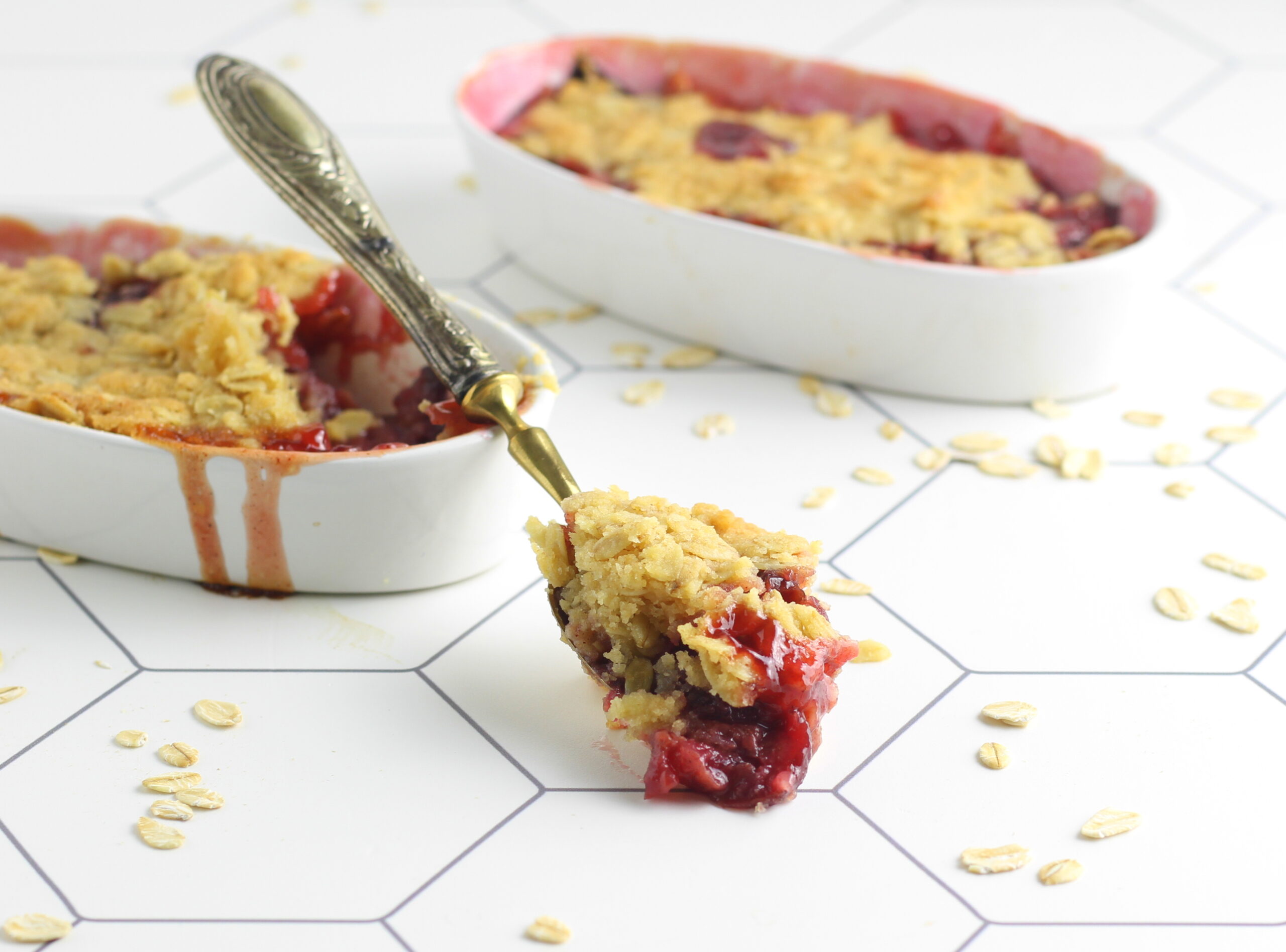 Cherry and Oat Flakes Crisp