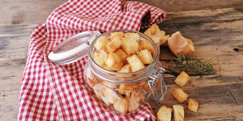 bread croutons