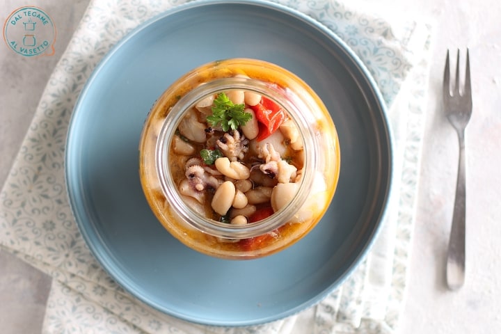 Cuttlefish with Cannellini Beans in Jar Cooking