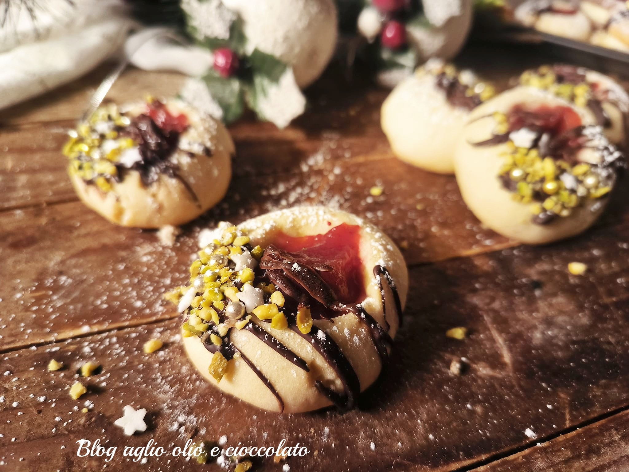 How to bake Christmas cookies in an air fryer