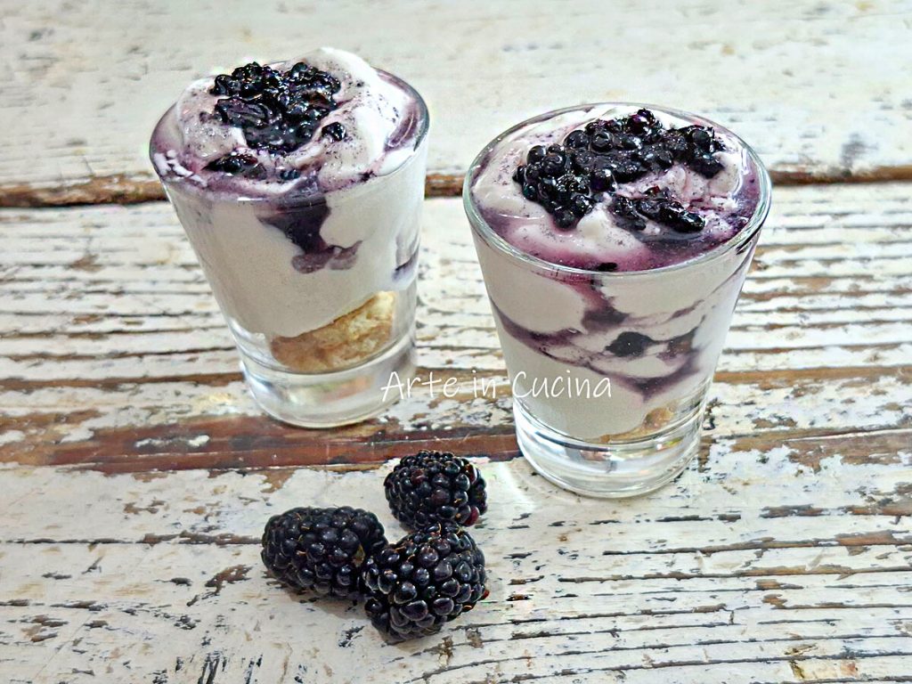 BLACKBERRY and YOGURT DESSERT