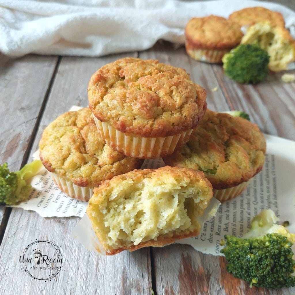 detail of broccoli muffins