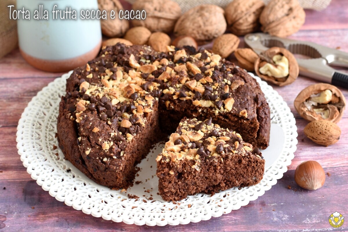 Dried Fruit and Cocoa Cake