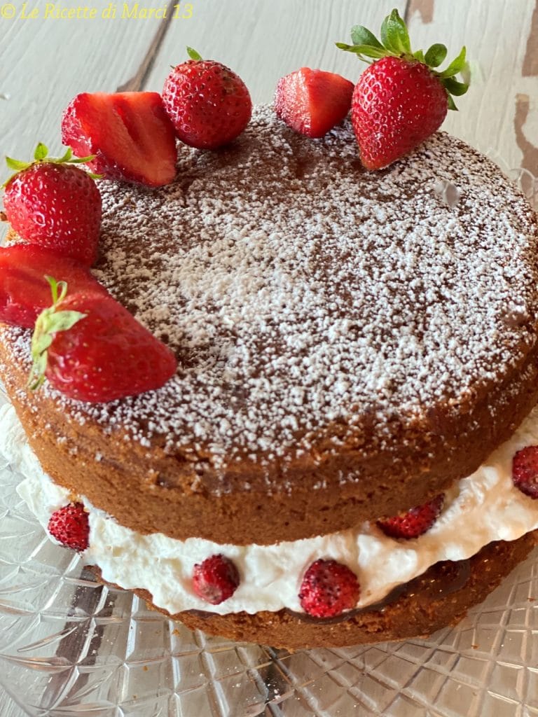 Easy Victoria Sponge Cake