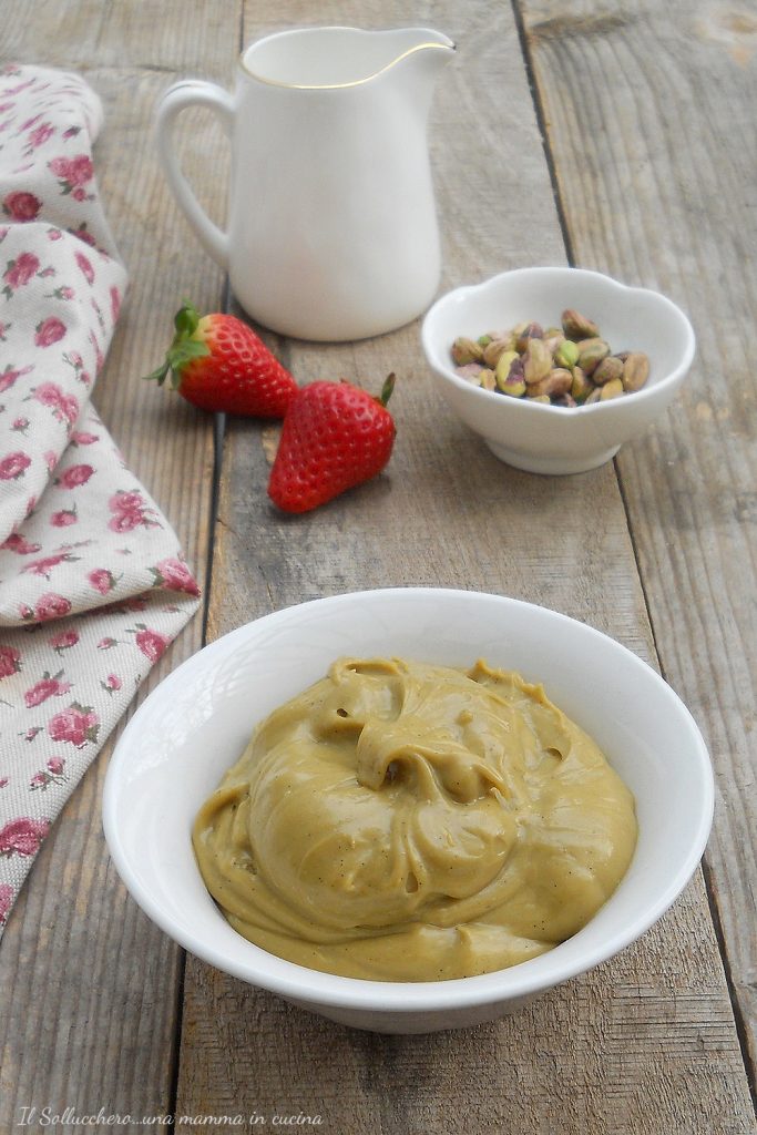 eggless pistachio custard vertical