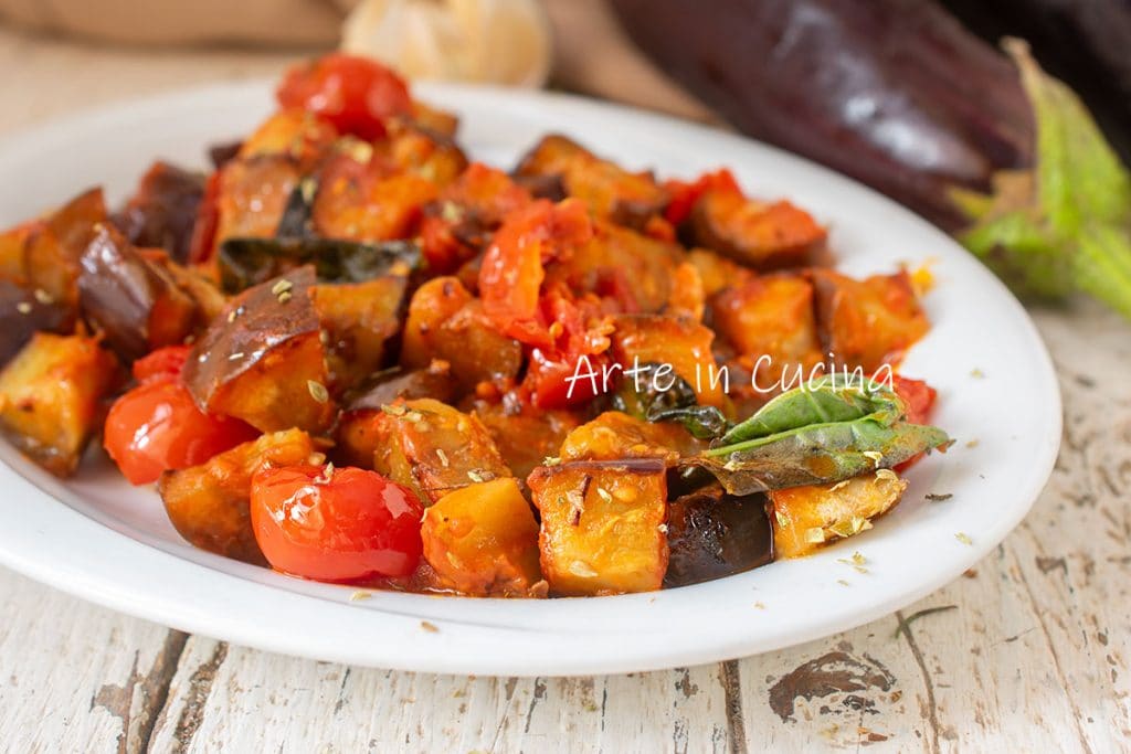 EGGPLANTS FUNGHETTO Neapolitan style