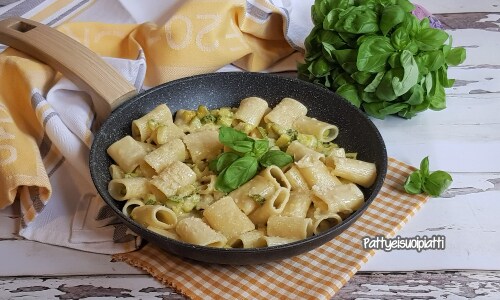 Creamy Mezze Maniche