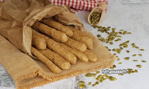 Soft Breadsticks with Whole Wheat Flour and Pumpkin Seeds