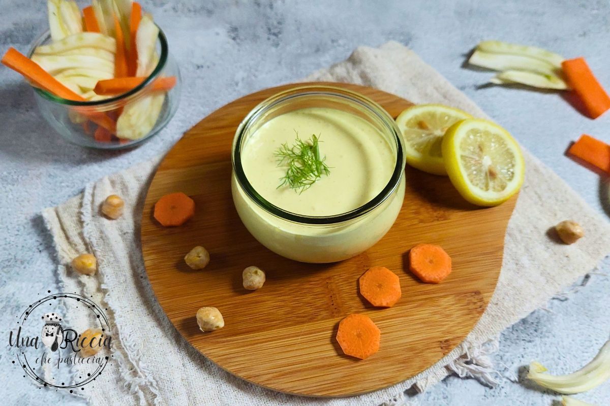 Fake mayonnaise aquafaba dressing for salads and vegetables
