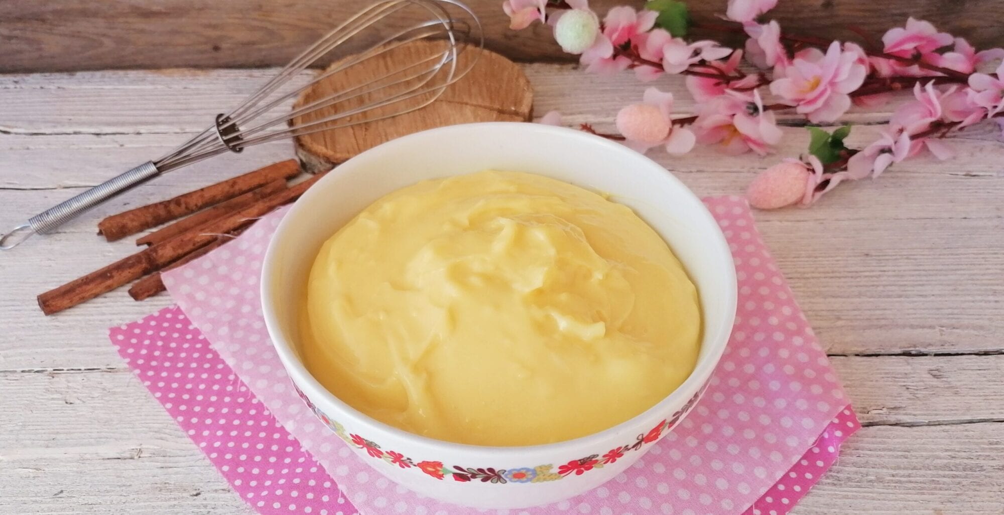FAUX VELVETY CUSTARD WITHOUT EGGS