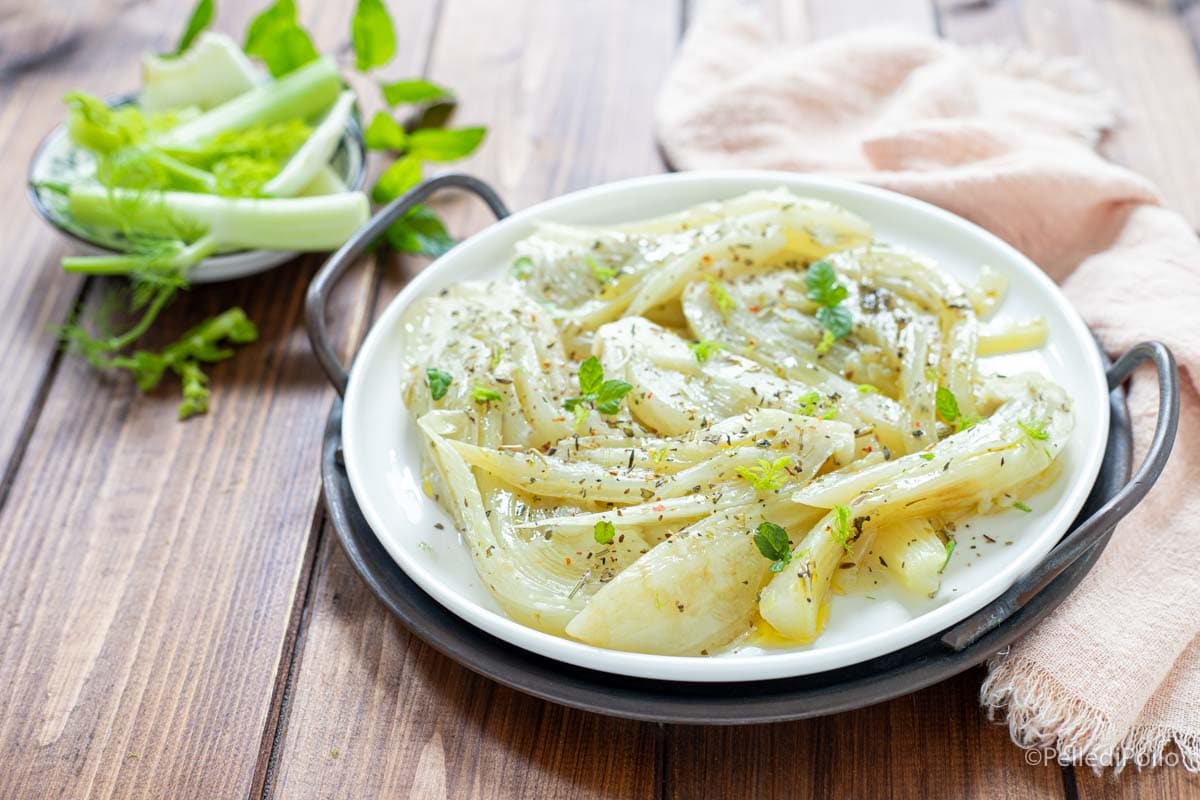 Fennel with Herbs in Pressure Cooker