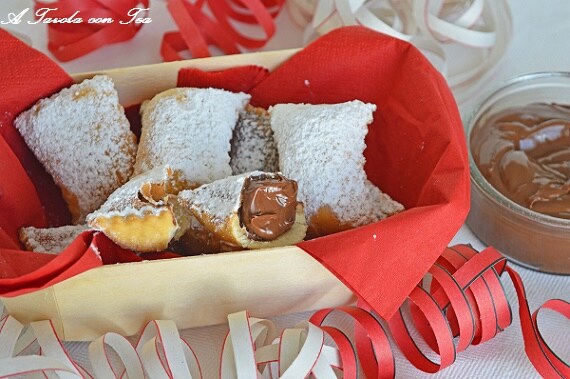 SWEET RAVIOLI FILLED WITH NUTELLA