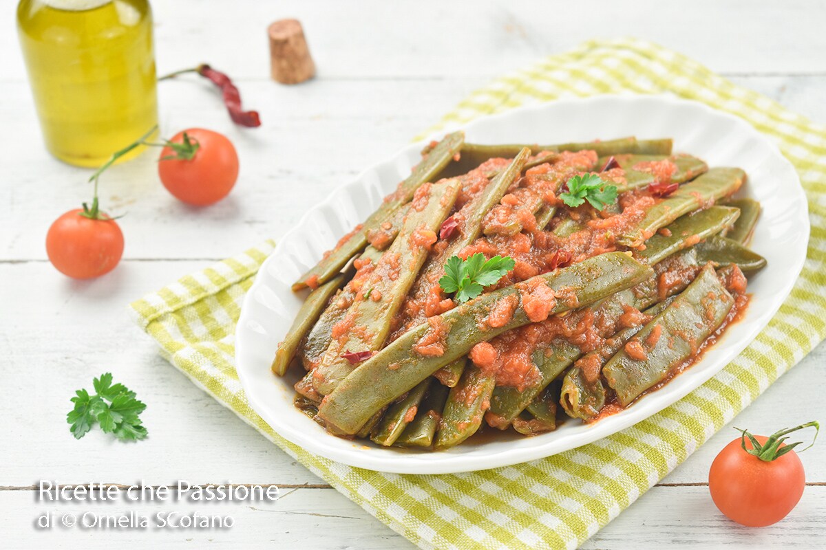 Flat Green Beans with Tomato