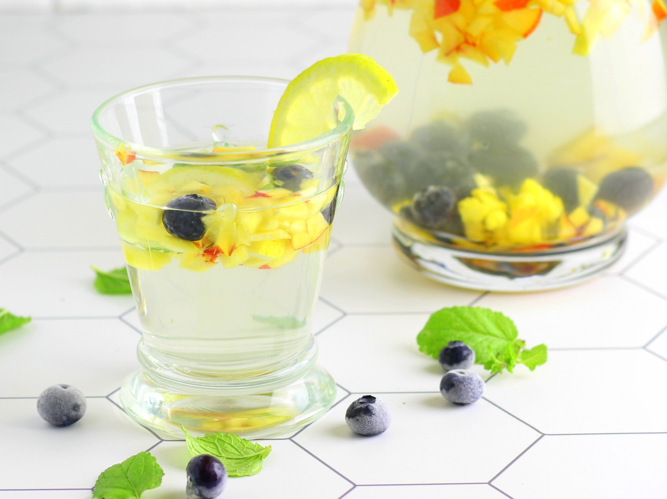 Flavored Water with Peach and Blueberries
