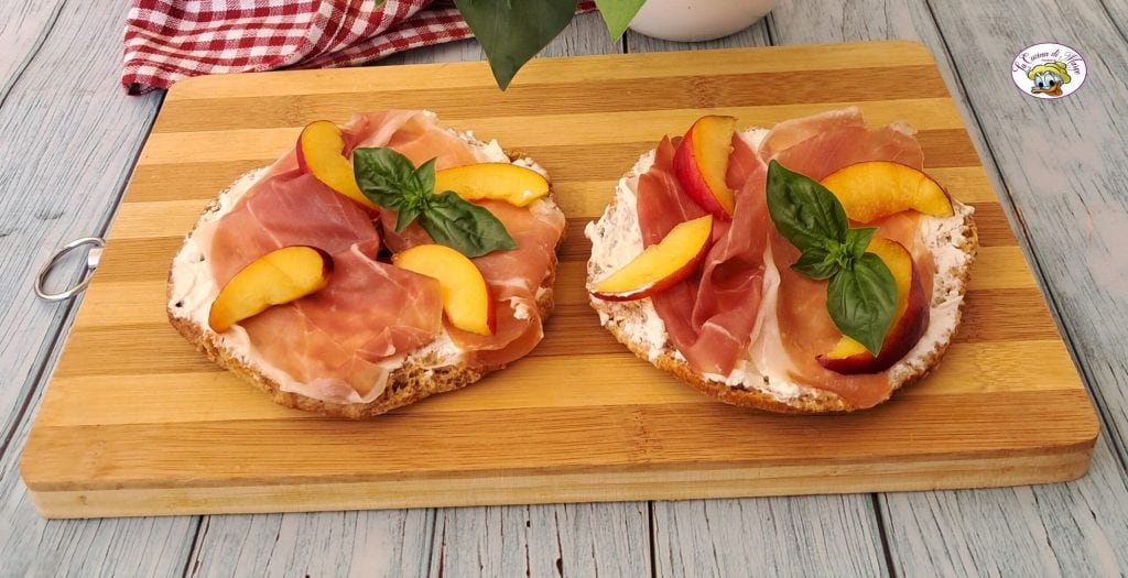 Friselle with Prosciutto and Robiola with Nectarines