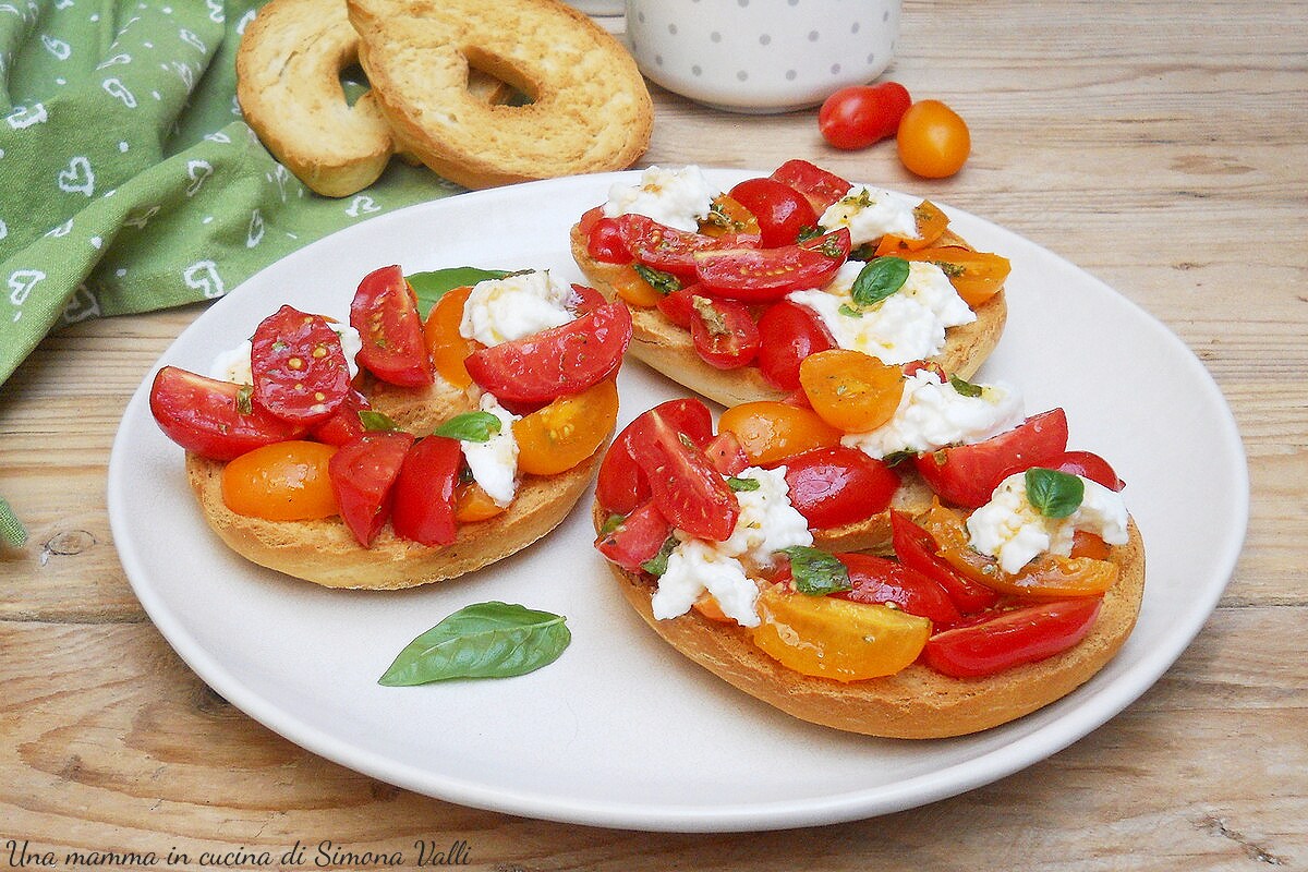 Friselle with Cherry Tomatoes and Burrata
