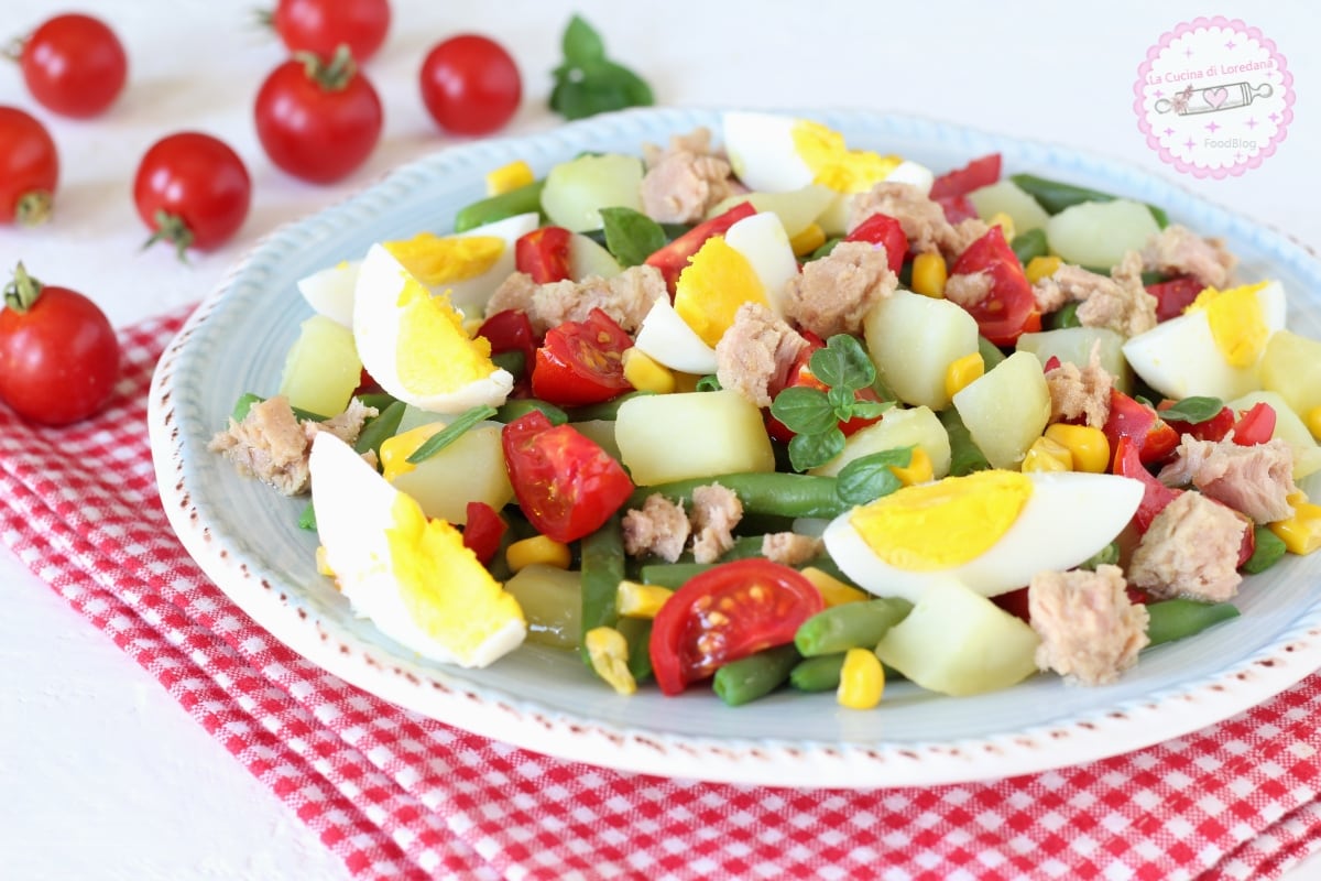 GREEN BEANS WITH POTATOES AND HARD-BOILED EGGS